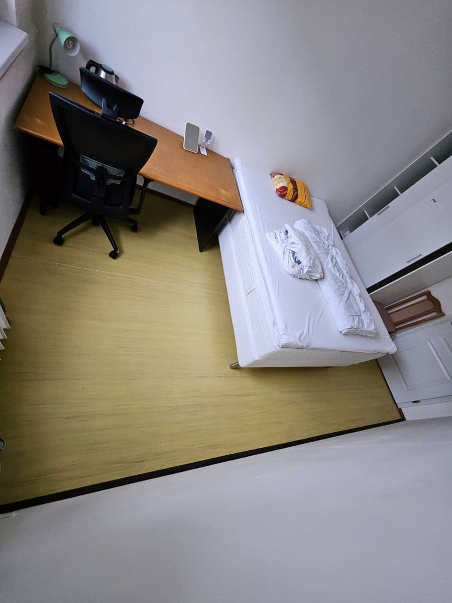 Pronájem bytu 3+1 69 m², Ješetická, Praha, Praha Pronájem bytu 3+1 69 m², Ješetická, Praha, Praha