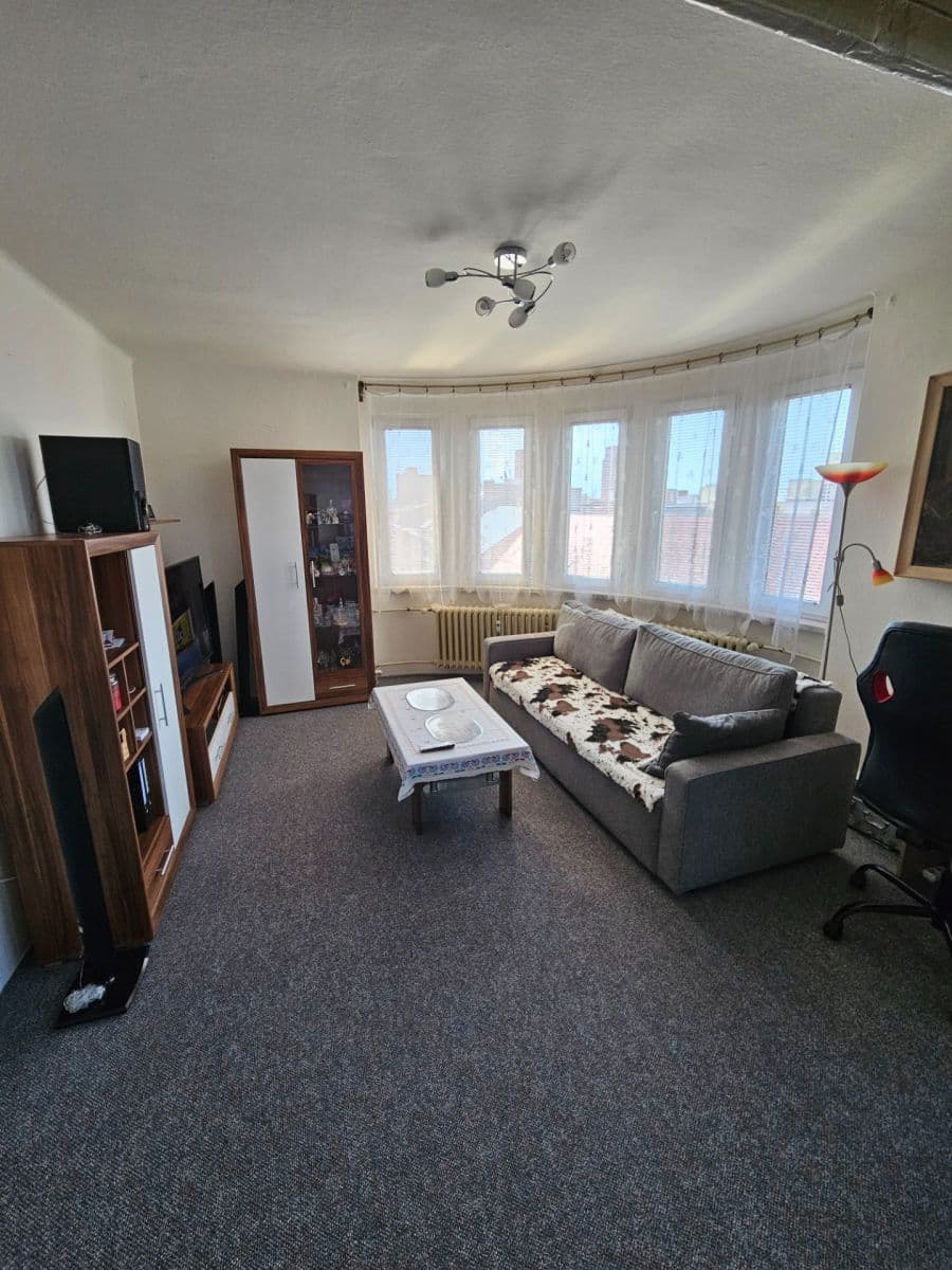 Prodej bytu 2+1 62 m², Veleslavínova, Ostrava, Moravskoslezský kraj Prodej bytu 2+1 62 m², Veleslavínova, Ostrava, Moravskoslezský kraj