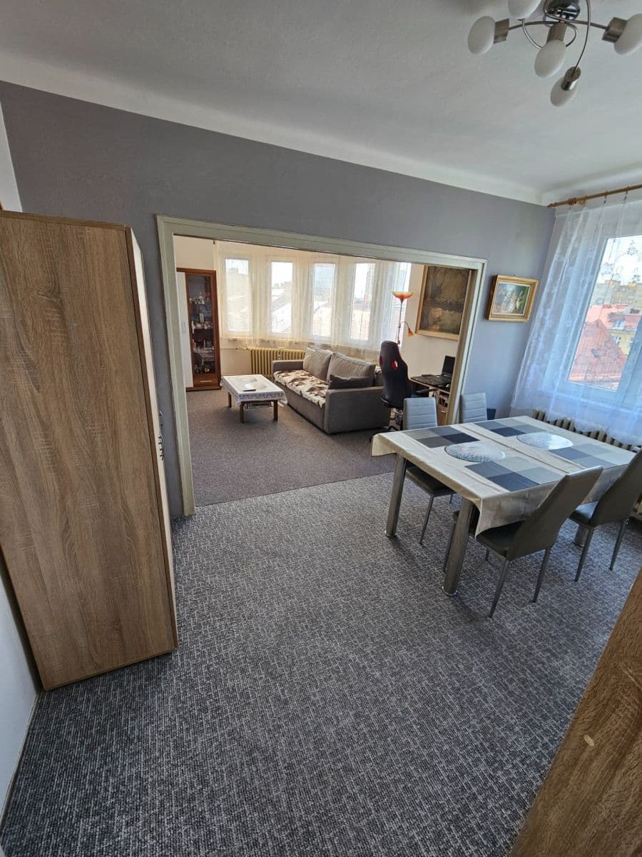 Prodej bytu 2+1 62 m², Veleslavínova, Ostrava, Moravskoslezský kraj Prodej bytu 2+1 62 m², Veleslavínova, Ostrava, Moravskoslezský kraj