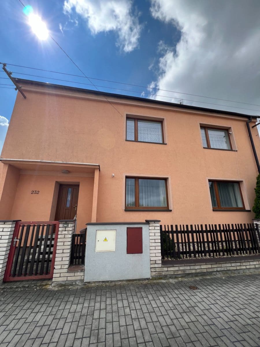 Prodej domu 159 m², pozemek 1.183 m², Dukelských hrdinů, Vrdy, Středočeský kraj Prodej domu 159 m², pozemek 1.183 m², Dukelských hrdinů, Vrdy, Středočeský kraj