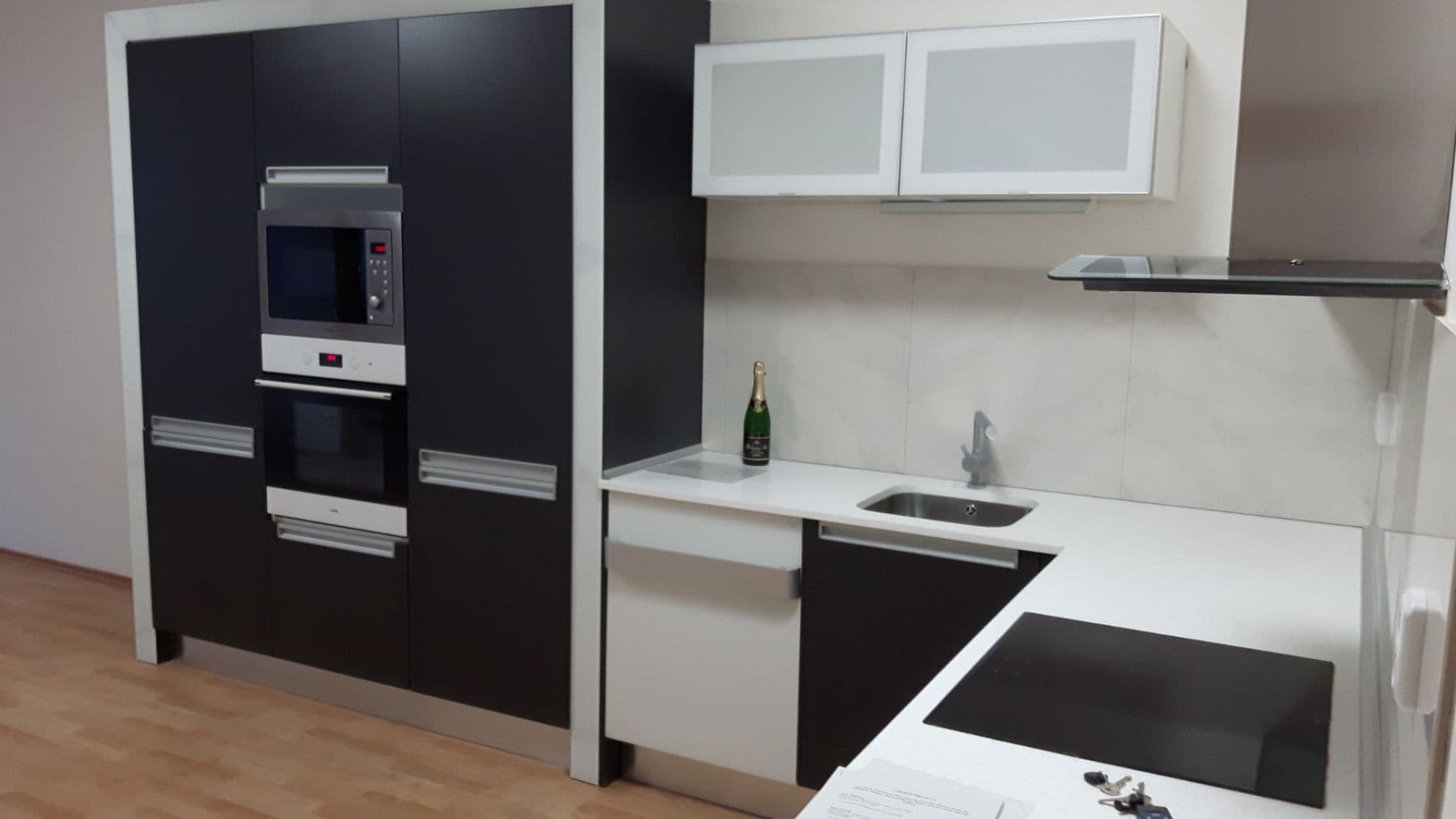 Pronájem bytu 2+kk 62 m², Jiráskova, Benešov, Středočeský kraj Pronájem bytu 2+kk 62 m², Jiráskova, Benešov, Středočeský kraj