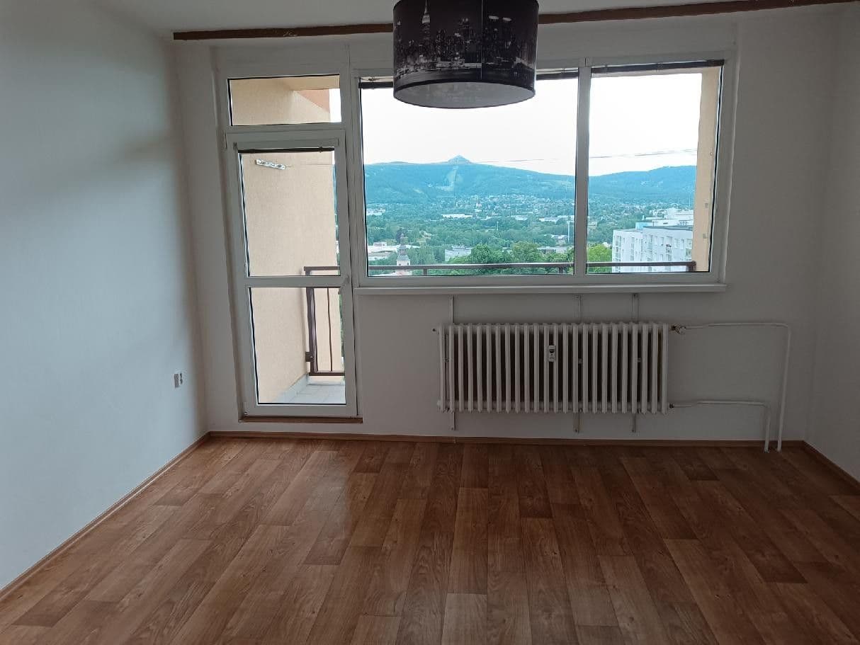 Pronájem bytu 3+1 72 m², Seifertova, Liberec, Liberecký kraj Pronájem bytu 3+1 72 m², Seifertova, Liberec, Liberecký kraj