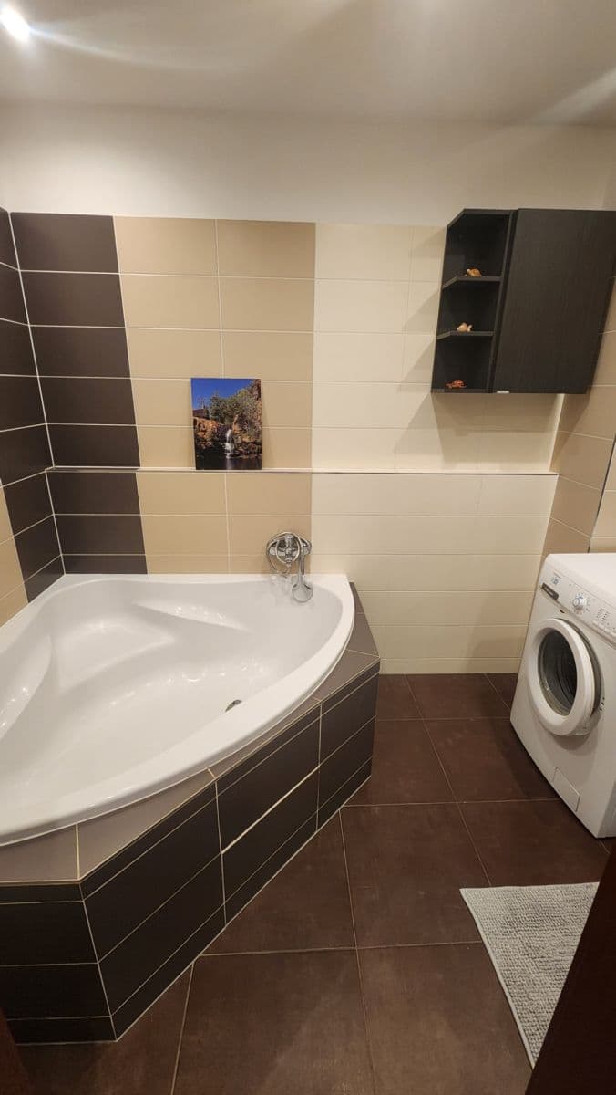 Pronájem bytu 2+kk 51 m², Loosova, Praha, Praha Pronájem bytu 2+kk 51 m², Loosova, Praha, Praha