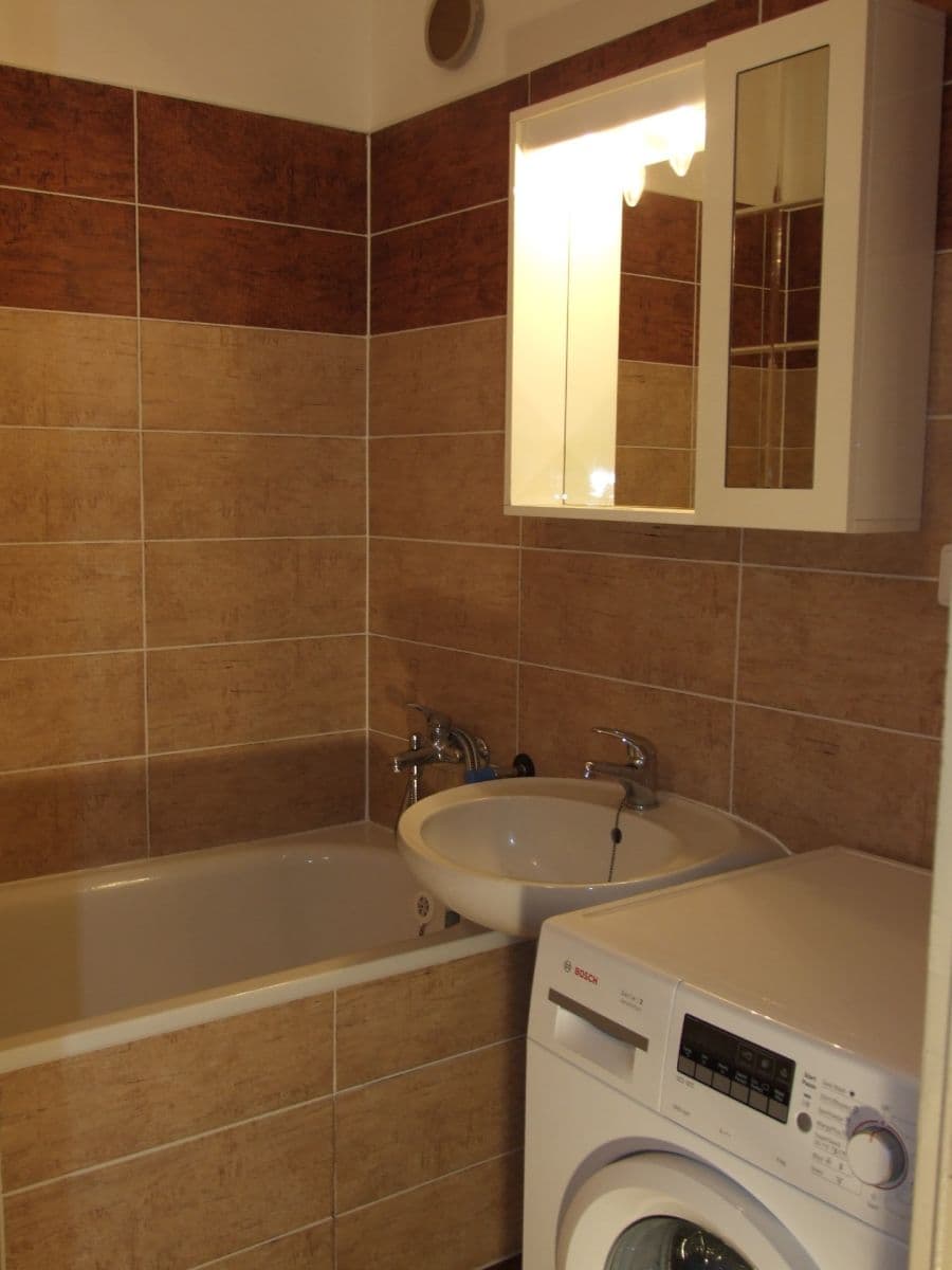 Pronájem bytu 3+1 71 m², Breitcetlova, Praha, Praha Pronájem bytu 3+1 71 m², Breitcetlova, Praha, Praha