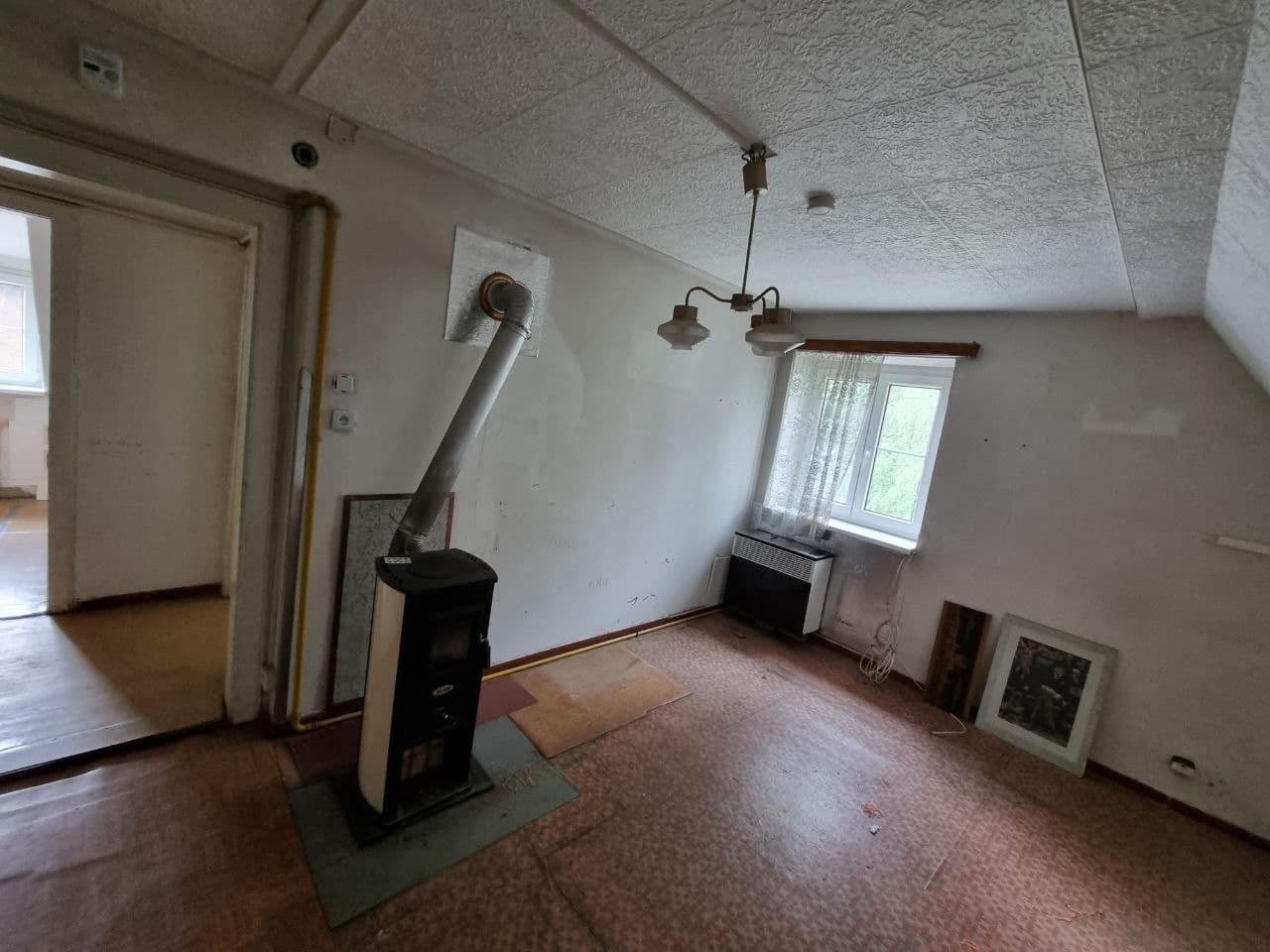 Prodej bytu 3+1 70 m², Severní, Karlovy Vary, Karlovarský kraj Prodej bytu 3+1 70 m², Severní, Karlovy Vary, Karlovarský kraj
