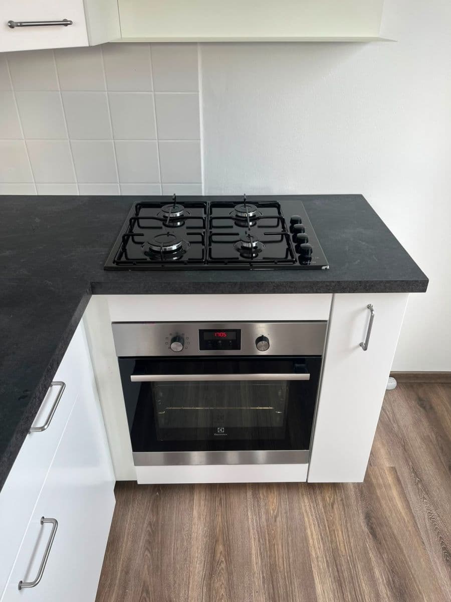 Pronájem bytu 2+kk 40 m², Písečná, Praha, Praha Pronájem bytu 2+kk 40 m², Písečná, Praha, Praha