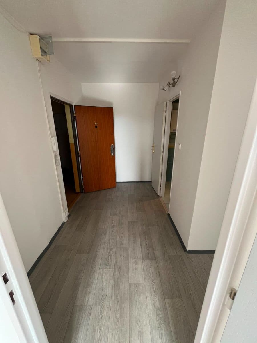 Pronájem bytu 2+kk 40 m², Písečná, Praha, Praha Pronájem bytu 2+kk 40 m², Písečná, Praha, Praha