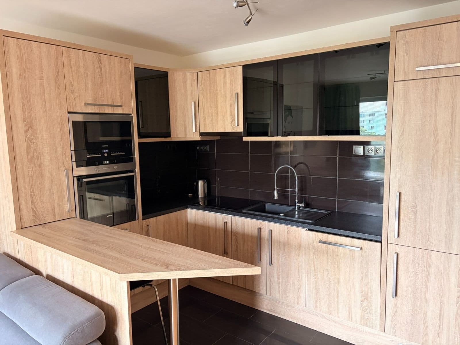 Pronájem bytu 3+kk 80 m², Horníkova, Brno, Jihomoravský kraj Pronájem bytu 3+kk 80 m², Horníkova, Brno, Jihomoravský kraj