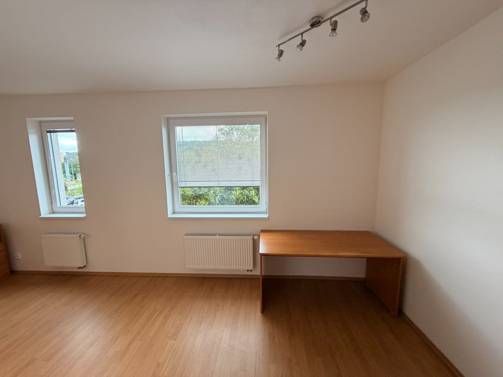 Pronájem bytu 3+kk 80 m², Horníkova, Brno, Jihomoravský kraj Pronájem bytu 3+kk 80 m², Horníkova, Brno, Jihomoravský kraj