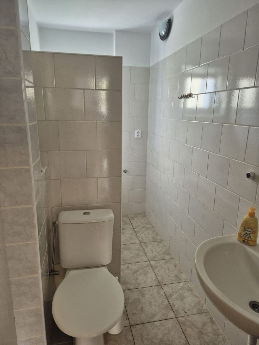 Pronájem bytu 2+kk 48 m², Vančurova, Cheb, Karlovarský kraj Pronájem bytu 2+kk 48 m², Vančurova, Cheb, Karlovarský kraj