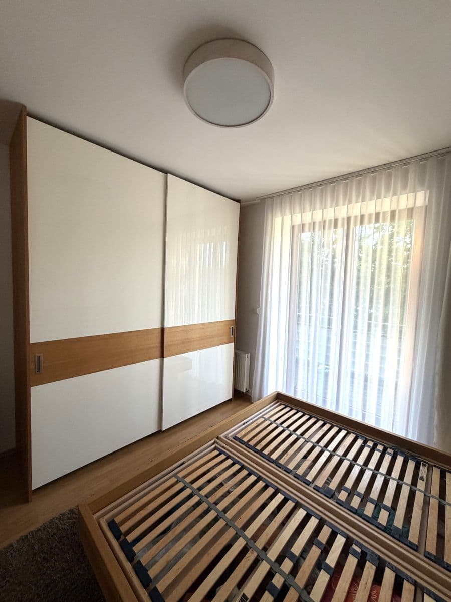 Pronájem bytu 3+kk 74 m², Luštěnická, Praha, Praha Pronájem bytu 3+kk 74 m², Luštěnická, Praha, Praha