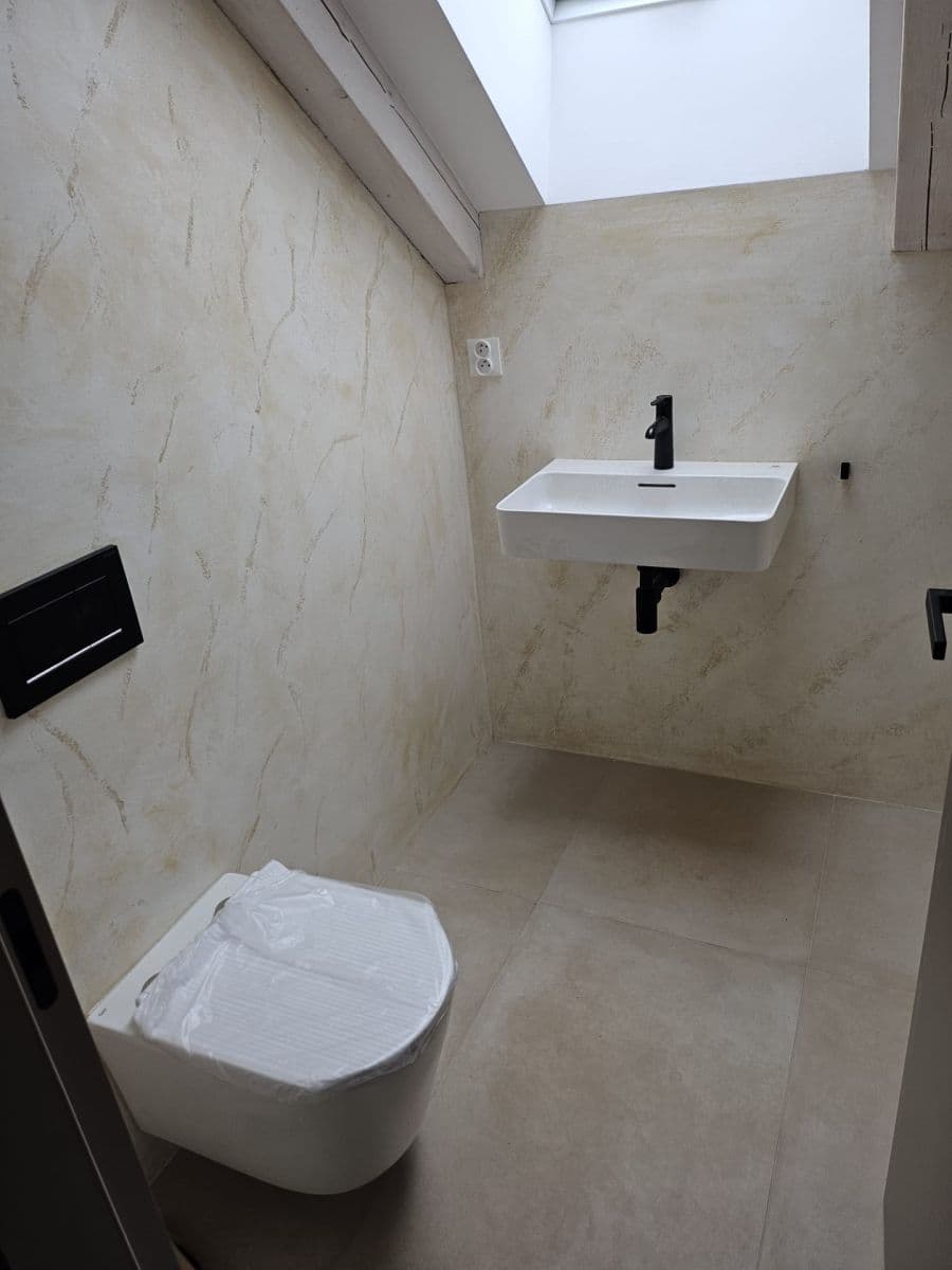 Pronájem domu 115 m², pozemek 750 m², V Borovičkách, Praha, Praha Pronájem domu 115 m², pozemek 750 m², V Borovičkách, Praha, Praha