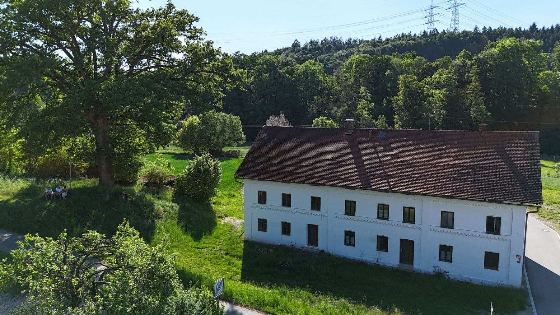 Prodej pozemku 1.050 m², Am Aichbach, Niederaichbach, Bavorsko Prodej pozemku 1.050 m², Am Aichbach, Niederaichbach, Bavorsko