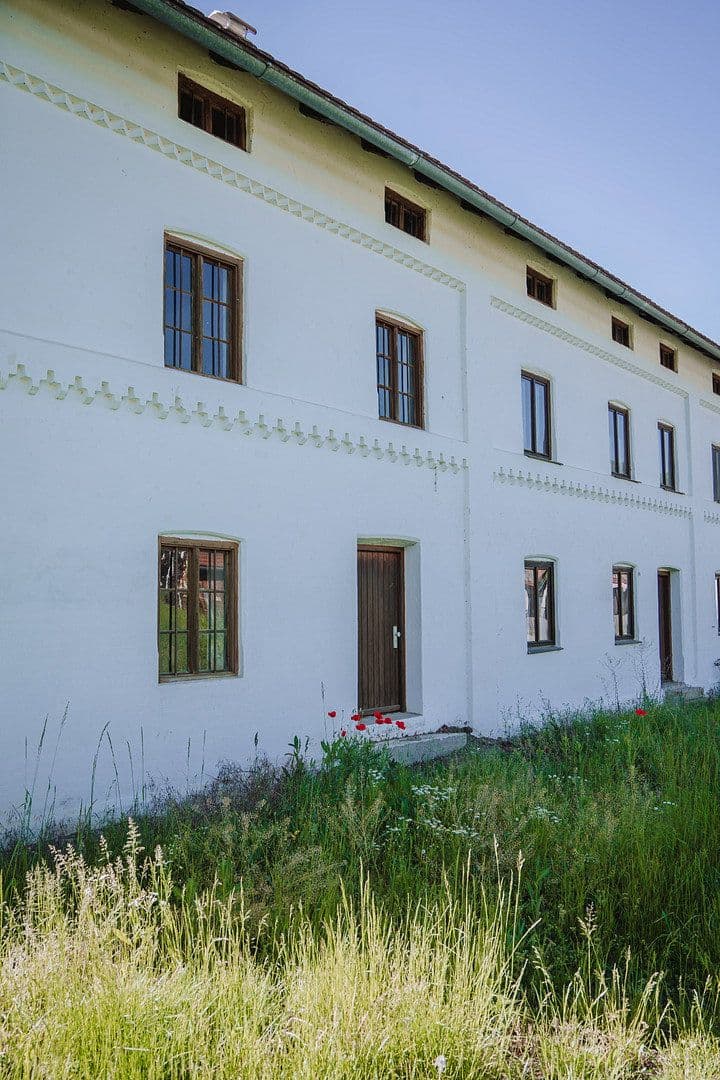 Prodej pozemku 1.050 m², Am Aichbach, Niederaichbach, Bavorsko Prodej pozemku 1.050 m², Am Aichbach, Niederaichbach, Bavorsko