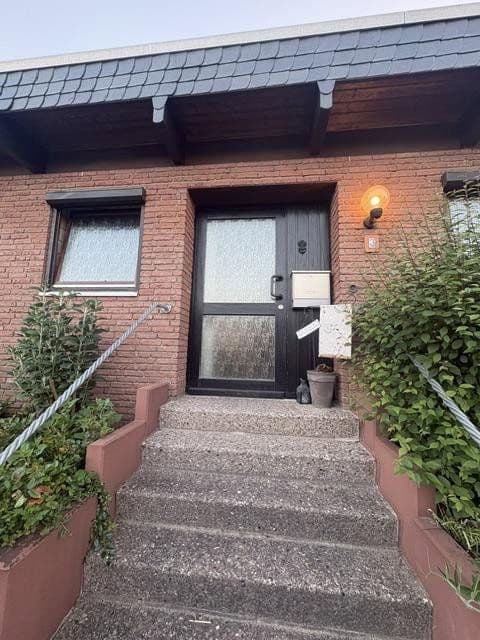 Prodej domu 144 m², pozemek 369 m², Goldregenweg 3, Wolfsburg, Dolní Sasko Prodej domu 144 m², pozemek 369 m², Goldregenweg 3, Wolfsburg, Dolní Sasko