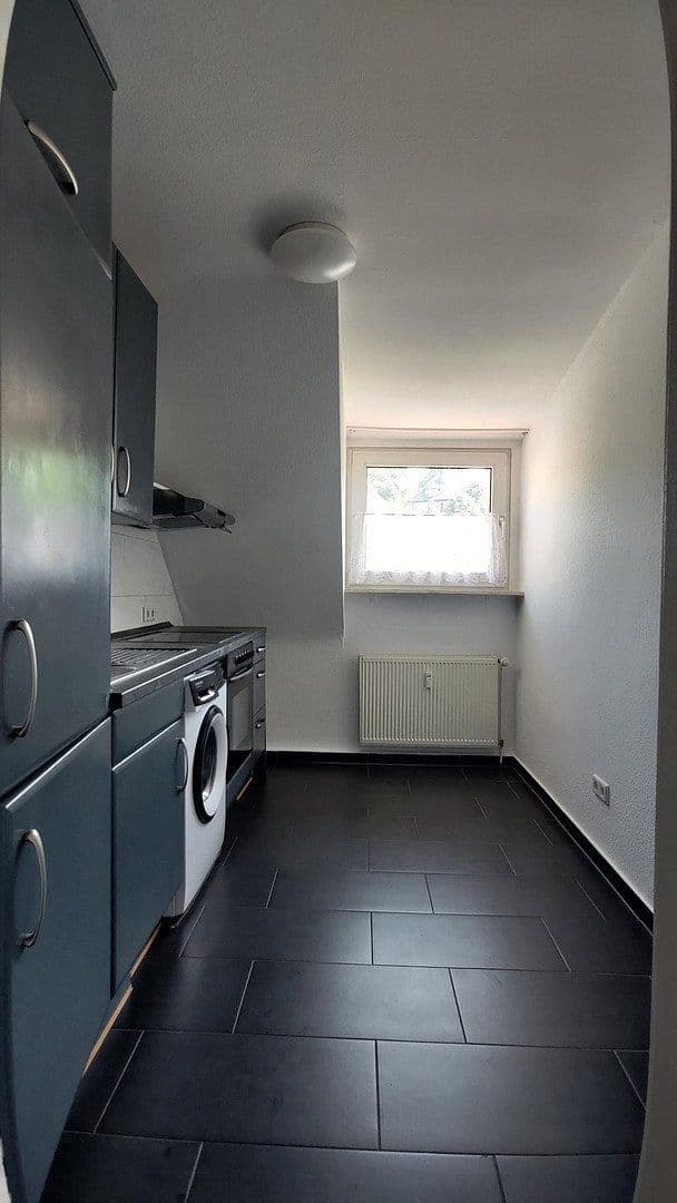Pronájem bytu 2+1 41 m², Emilstr. 17, Wuppertal, Severní Porýní-Vestfálsko Pronájem bytu 2+1 41 m², Emilstr. 17, Wuppertal, Severní Porýní-Vestfálsko