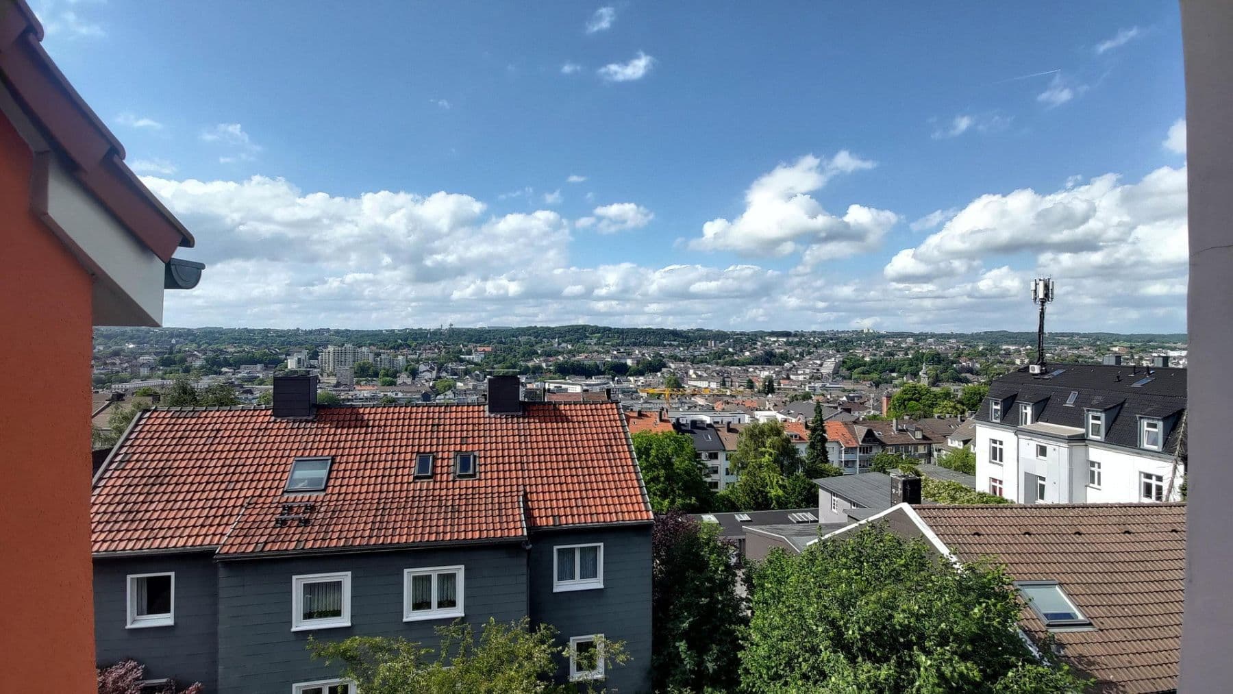 Pronájem bytu 2+1 41 m², Emilstr. 17, Wuppertal, Severní Porýní-Vestfálsko Pronájem bytu 2+1 41 m², Emilstr. 17, Wuppertal, Severní Porýní-Vestfálsko