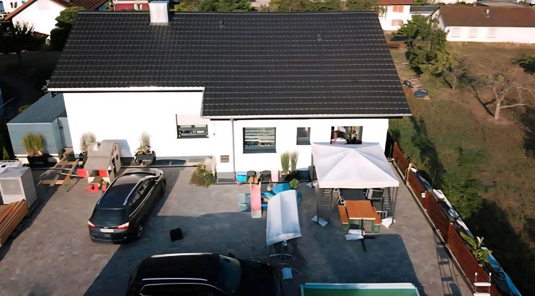 Prodej domu 200 m², pozemek 1.015 m², Freudenberg, Bádensko-Württembersko Prodej domu 200 m², pozemek 1.015 m², Freudenberg, Bádensko-Württembersko