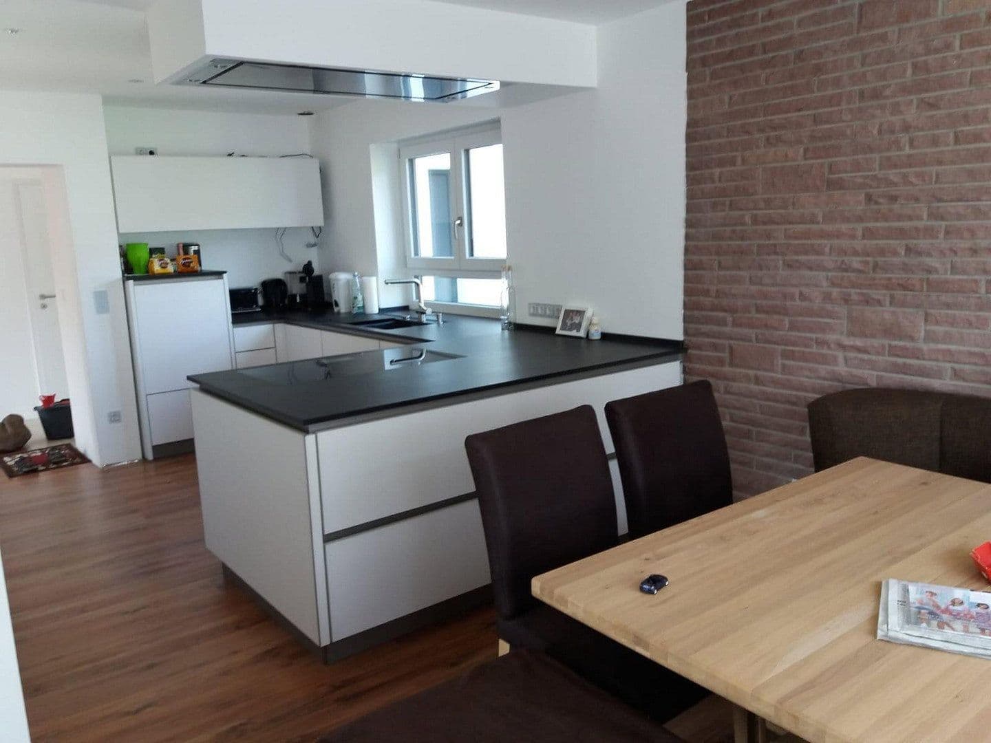 Prodej domu 200 m², pozemek 1.015 m², Freudenberg, Bádensko-Württembersko Prodej domu 200 m², pozemek 1.015 m², Freudenberg, Bádensko-Württembersko