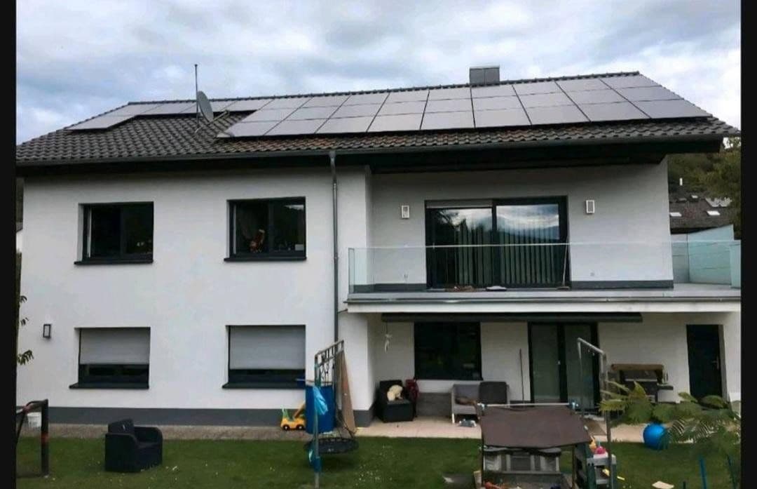 Prodej domu 200 m², pozemek 1.015 m², Freudenberg, Bádensko-Württembersko Prodej domu 200 m², pozemek 1.015 m², Freudenberg, Bádensko-Württembersko