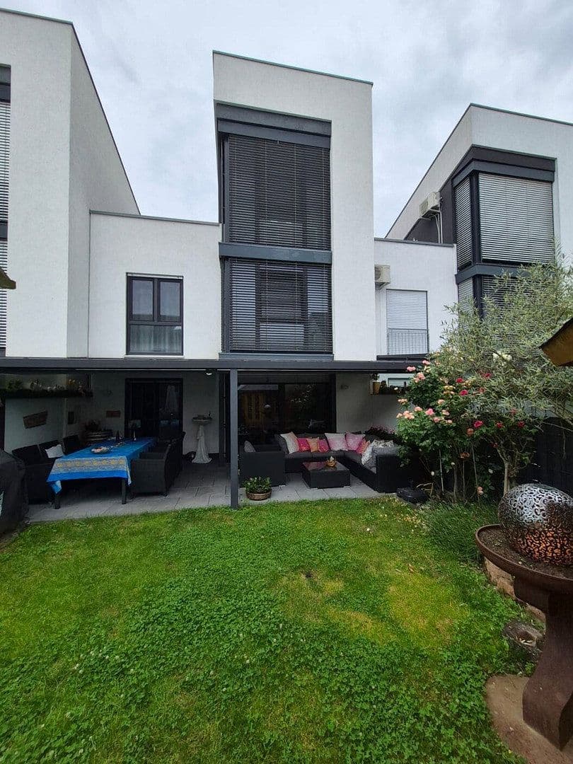Prodej domu 140 m², pozemek 197 m², Neustadter Straße 40, Limburgerhof, Porýní-Falc Prodej domu 140 m², pozemek 197 m², Neustadter Straße 40, Limburgerhof, Porýní-Falc