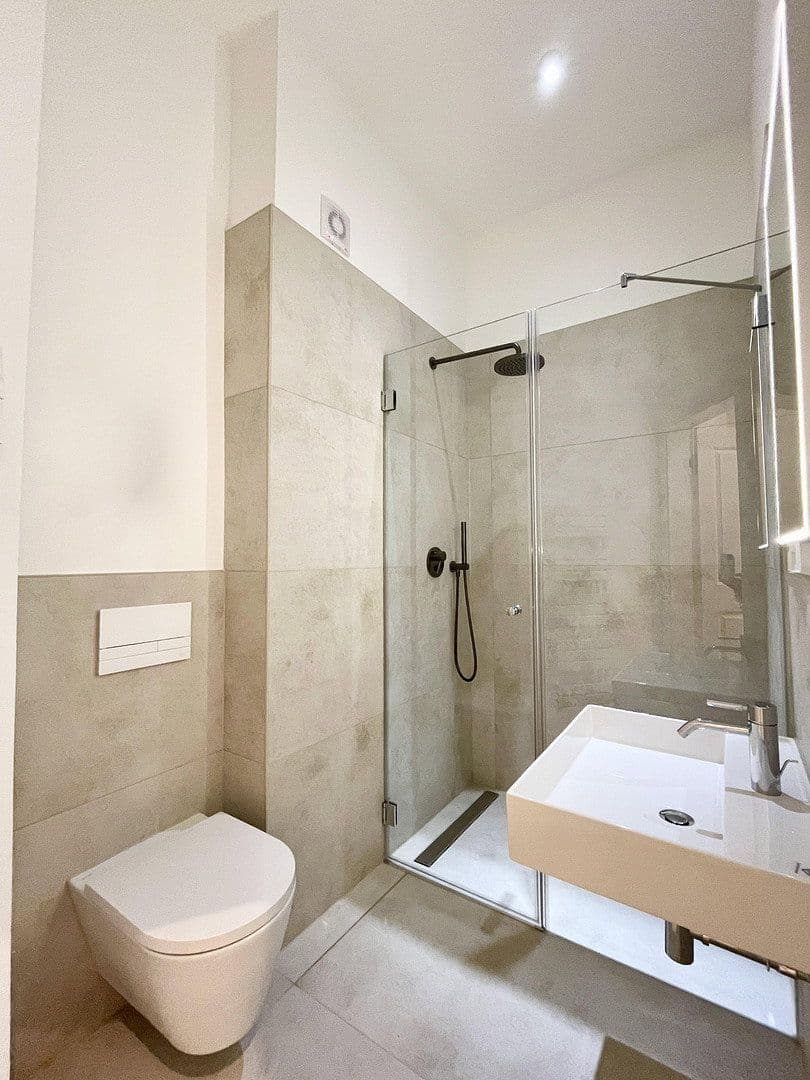 Pronájem bytu 2+1 51 m², Schöneberger Str. 9, Berlin, Berlín Pronájem bytu 2+1 51 m², Schöneberger Str. 9, Berlin, Berlín