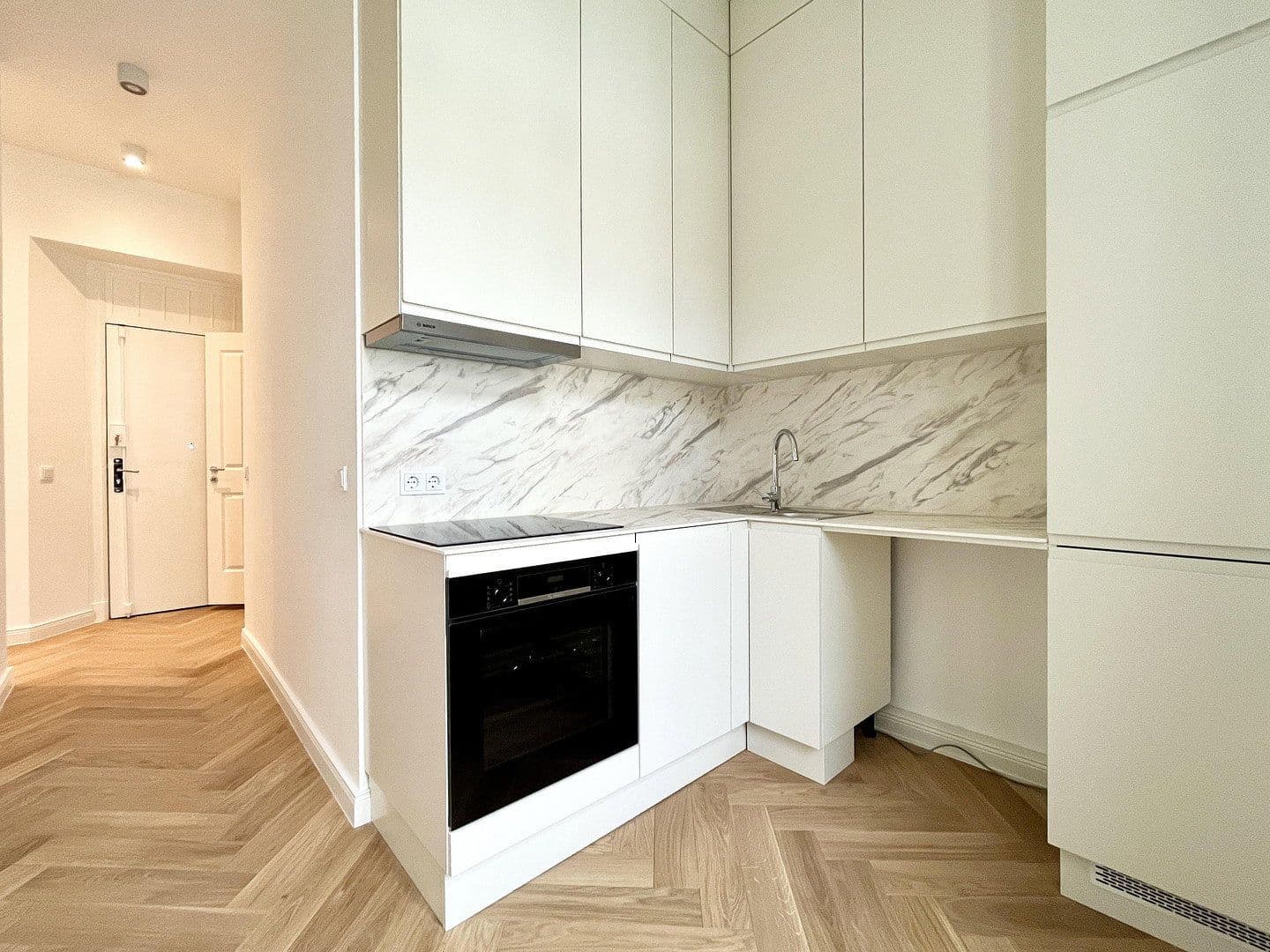 Pronájem bytu 2+1 51 m², Schöneberger Str. 9, Berlin, Berlín Pronájem bytu 2+1 51 m², Schöneberger Str. 9, Berlin, Berlín