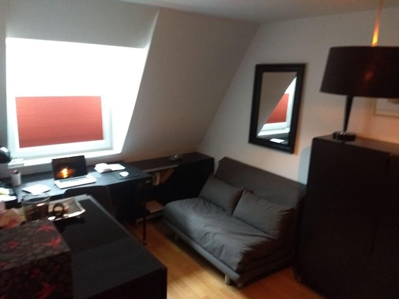 Prodej bytu 3+1 66 m², Burgstallstr. 60, Stuttgart, Bádensko-Württembersko Prodej bytu 3+1 66 m², Burgstallstr. 60, Stuttgart, Bádensko-Württembersko