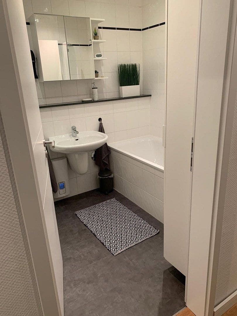 Prodej bytu 3+kk 112 m², Brehmstraße 37, Düsseldorf, Severní Porýní-Vestfálsko Prodej bytu 3+kk 112 m², Brehmstraße 37, Düsseldorf, Severní Porýní-Vestfálsko