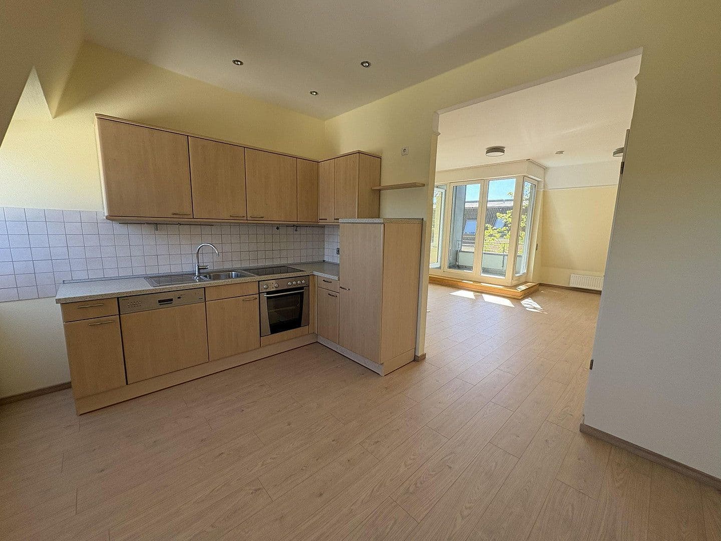 Pronájem bytu 2+1 70 m², Wendenschloßstraße 283, Berlin, Berlín Pronájem bytu 2+1 70 m², Wendenschloßstraße 283, Berlin, Berlín