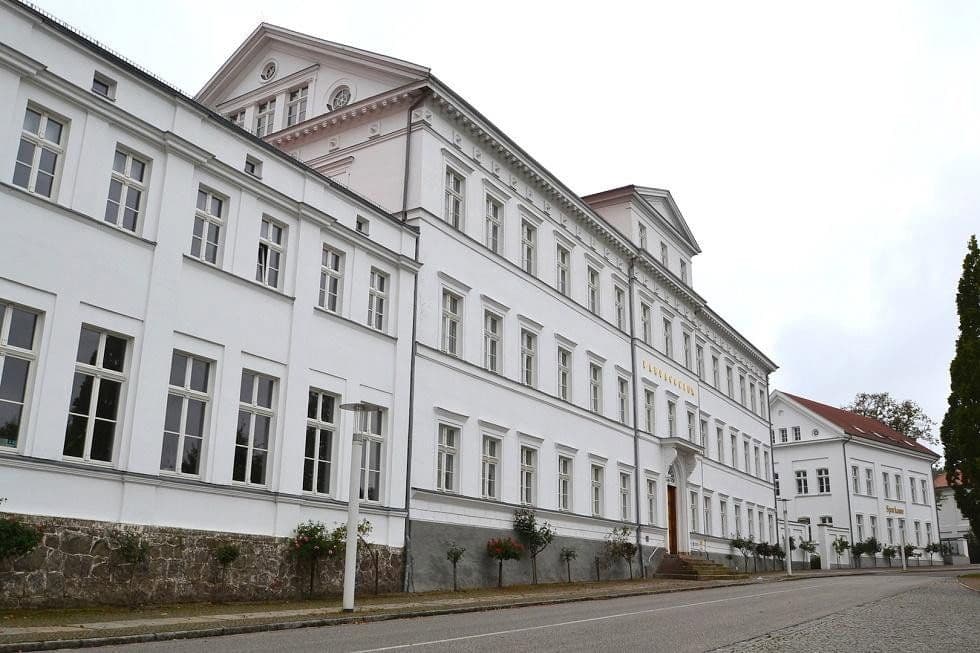Pronájem kanceláře 250 m², Putbus, Mecklenburg-Vorpommern Pronájem kanceláře 250 m², Putbus, Mecklenburg-Vorpommern