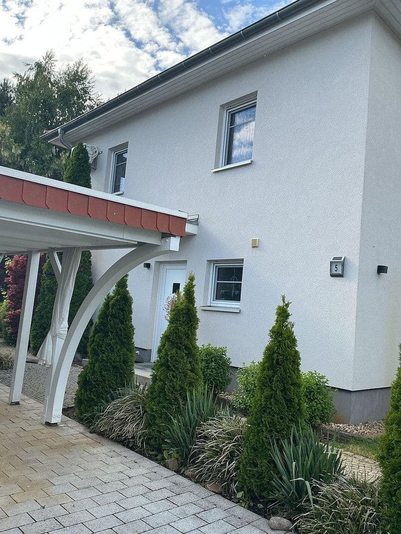 Pronájem domu 130 m², pozemek 700 m², Potsdam, Braniborsko Pronájem domu 130 m², pozemek 700 m², Potsdam, Braniborsko