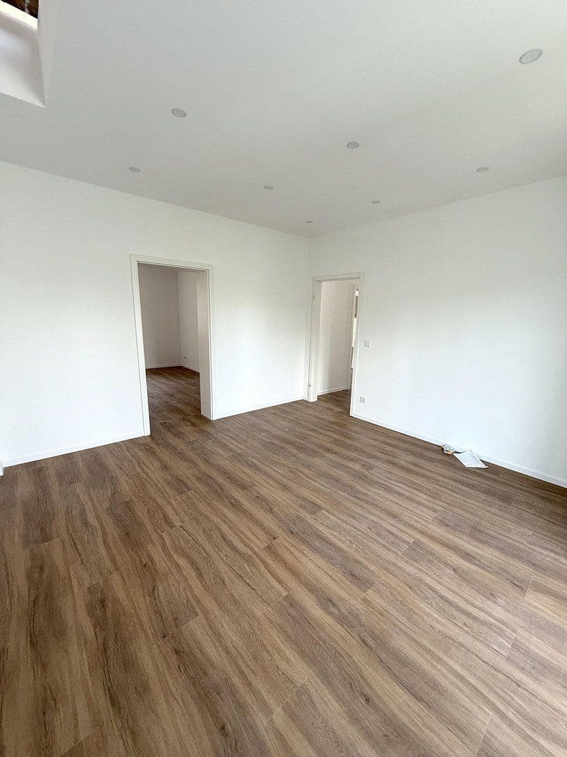 Prodej domu 315 m², pozemek 414 m², Schalksmühle, Severní Porýní-Vestfálsko Prodej domu 315 m², pozemek 414 m², Schalksmühle, Severní Porýní-Vestfálsko