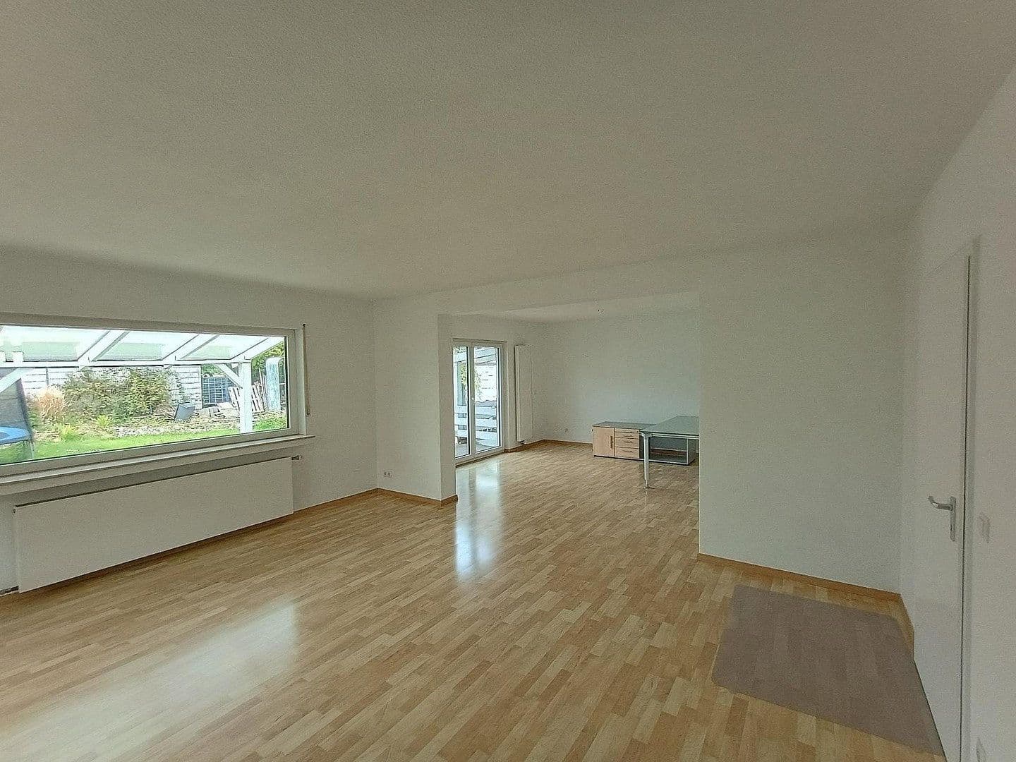 Prodej domu 155 m², pozemek 582 m², Berg, Porýní-Falc Prodej domu 155 m², pozemek 582 m², Berg, Porýní-Falc