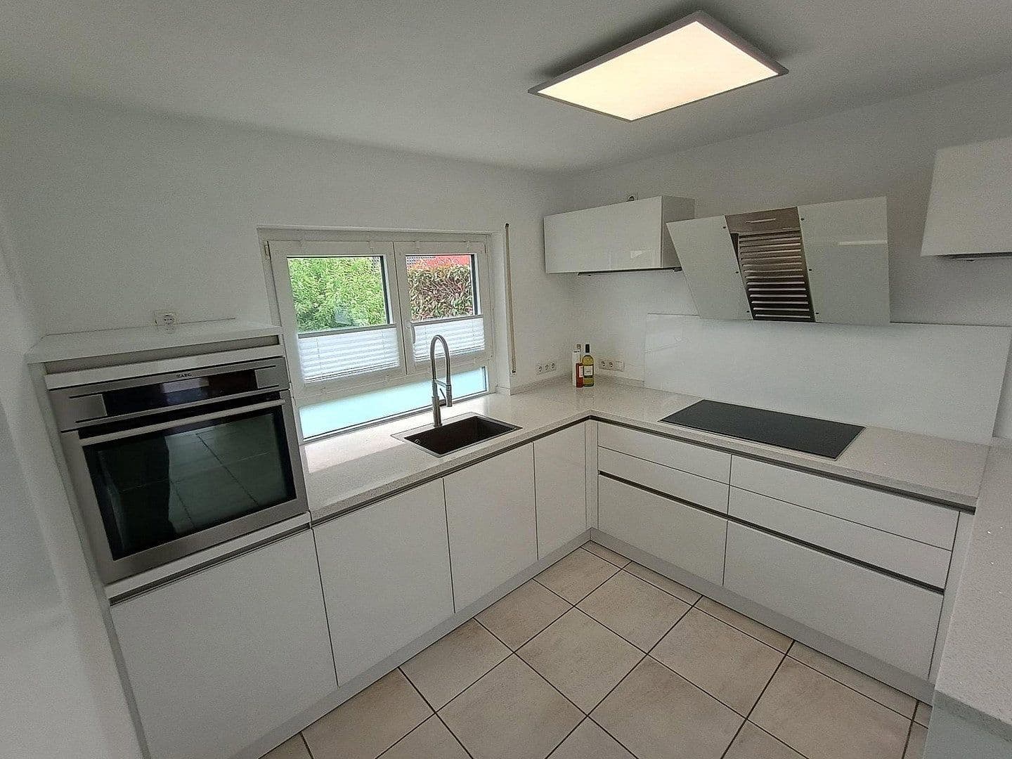 Prodej domu 155 m², pozemek 582 m², Berg, Porýní-Falc Prodej domu 155 m², pozemek 582 m², Berg, Porýní-Falc