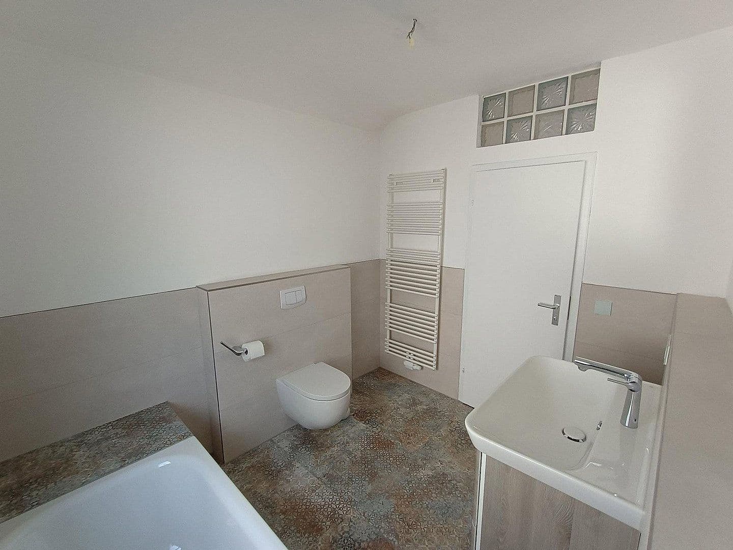 Prodej domu 155 m², pozemek 582 m², Berg, Porýní-Falc Prodej domu 155 m², pozemek 582 m², Berg, Porýní-Falc