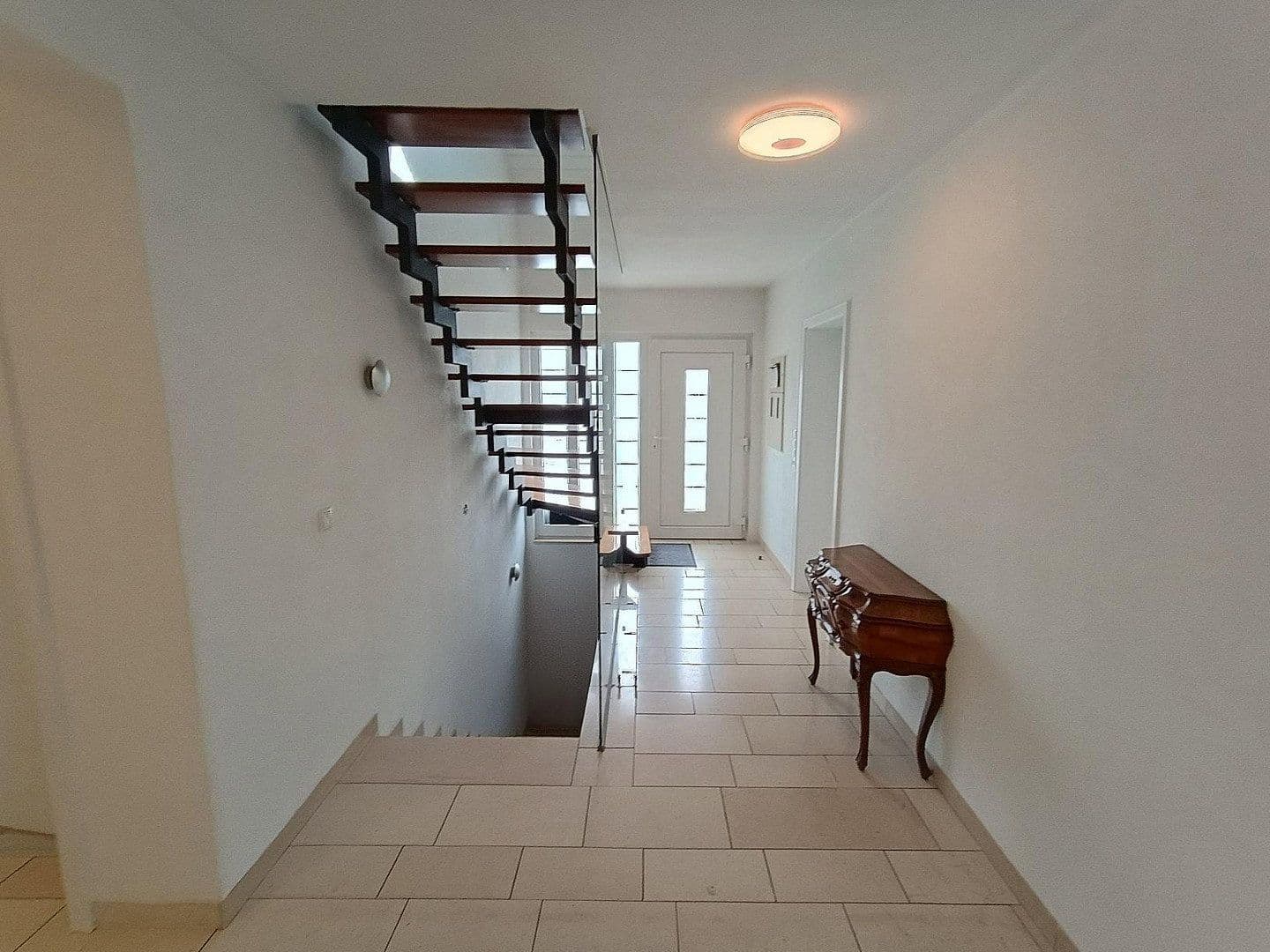 Prodej domu 155 m², pozemek 582 m², Berg, Porýní-Falc Prodej domu 155 m², pozemek 582 m², Berg, Porýní-Falc