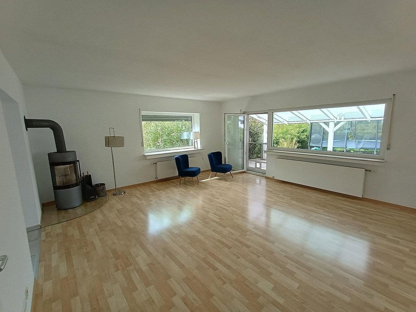 Prodej domu 155 m², pozemek 582 m², Berg, Porýní-Falc Prodej domu 155 m², pozemek 582 m², Berg, Porýní-Falc