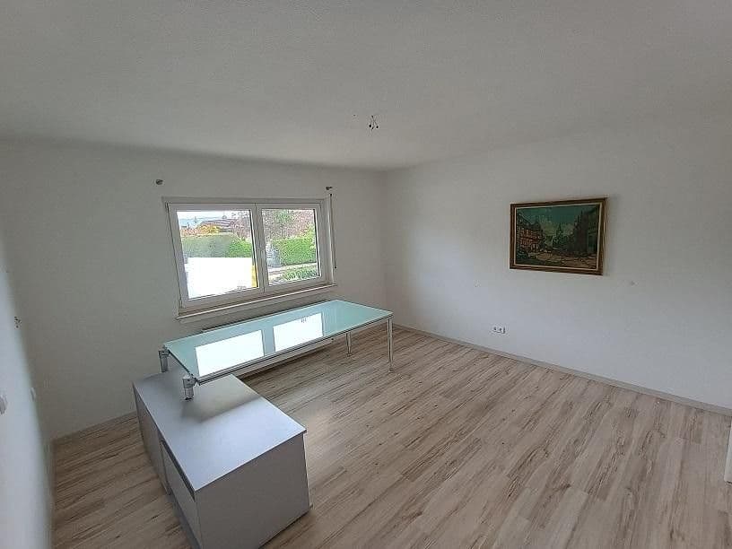 Prodej domu 155 m², pozemek 582 m², Berg, Porýní-Falc Prodej domu 155 m², pozemek 582 m², Berg, Porýní-Falc