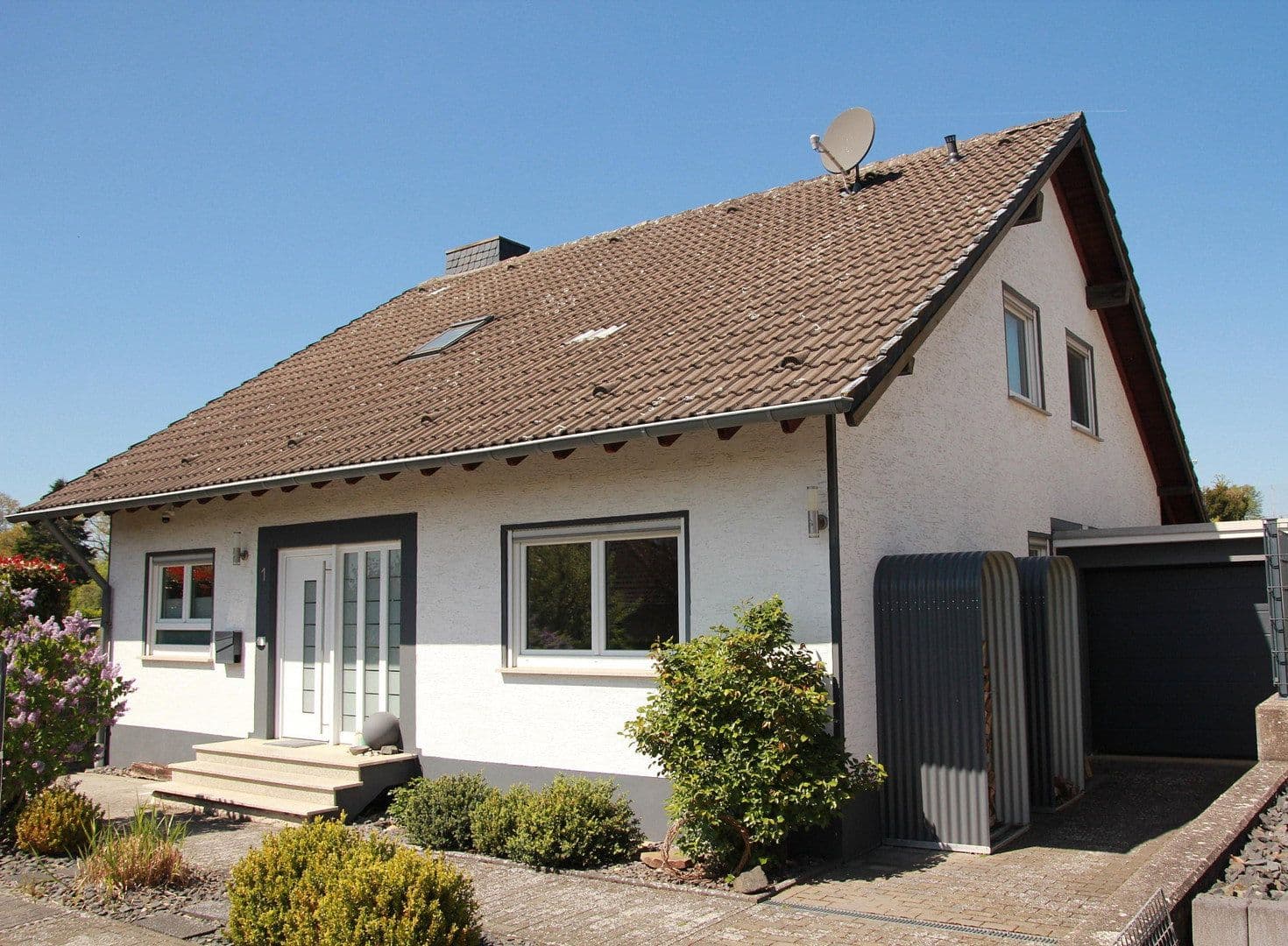 Prodej domu 155 m², pozemek 582 m², Berg, Porýní-Falc Prodej domu 155 m², pozemek 582 m², Berg, Porýní-Falc