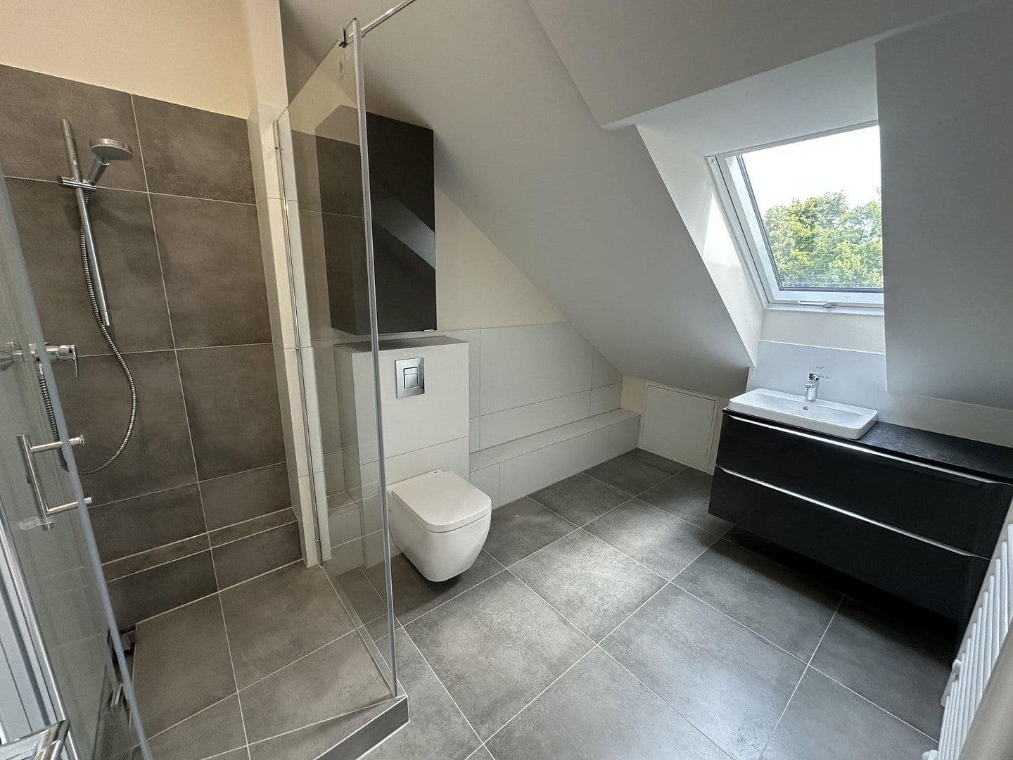 Prodej bytu 2+1 50 m², Mahlsdorferstr. 97, Berlin, Berlín Prodej bytu 2+1 50 m², Mahlsdorferstr. 97, Berlin, Berlín
