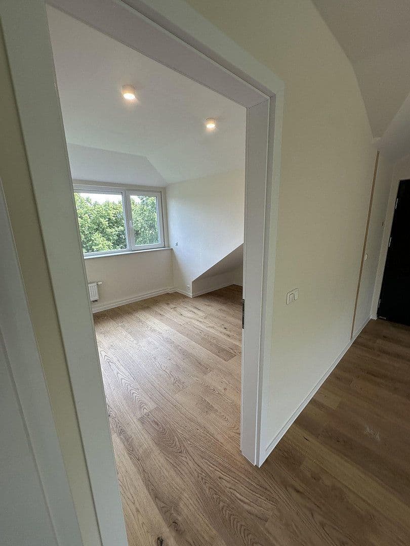 Prodej bytu 2+1 50 m², Mahlsdorferstr. 97, Berlin, Berlín Prodej bytu 2+1 50 m², Mahlsdorferstr. 97, Berlin, Berlín