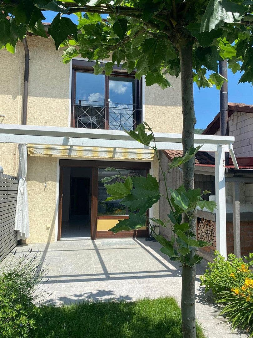 Prodej domu 120 m², pozemek 165 m², Kuchen, Bádensko-Württembersko Prodej domu 120 m², pozemek 165 m², Kuchen, Bádensko-Württembersko