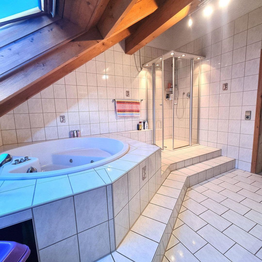 Prodej domu 478 m², pozemek 1.267 m², Herdwangen-Schönach, Bádensko-Württembersko Prodej domu 478 m², pozemek 1.267 m², Herdwangen-Schönach, Bádensko-Württembersko