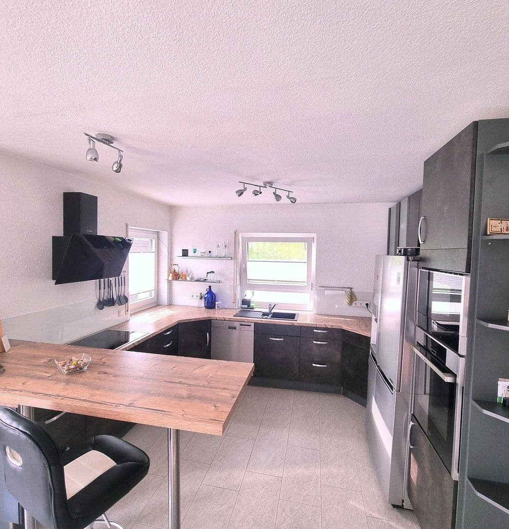 Prodej domu 478 m², pozemek 1.267 m², Herdwangen-Schönach, Bádensko-Württembersko Prodej domu 478 m², pozemek 1.267 m², Herdwangen-Schönach, Bádensko-Württembersko