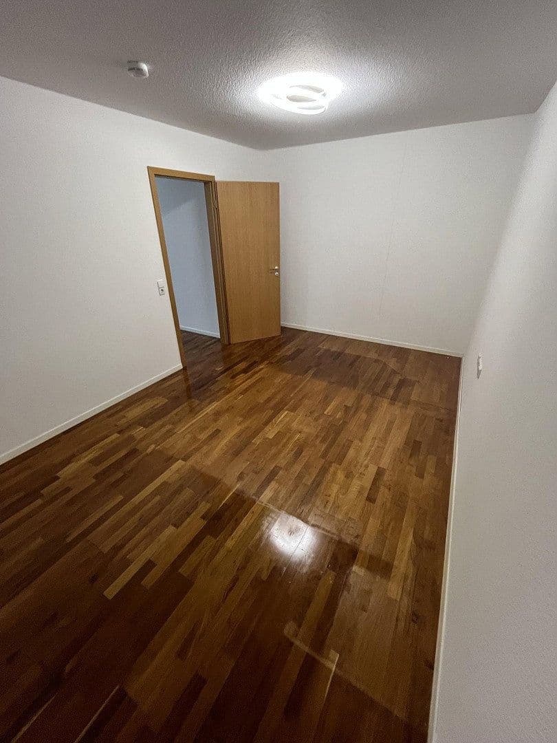 Pronájem bytu 2+1 63 m², Bebelstraße 78, Stuttgart, Bádensko-Württembersko Pronájem bytu 2+1 63 m², Bebelstraße 78, Stuttgart, Bádensko-Württembersko