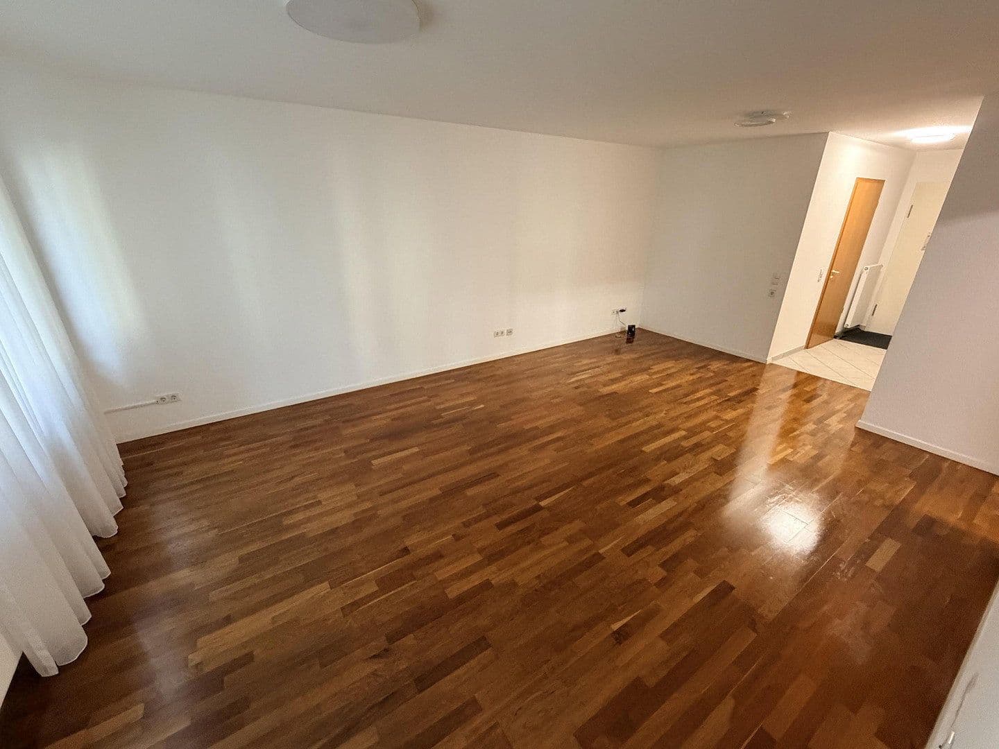 Pronájem bytu 2+1 63 m², Bebelstraße 78, Stuttgart, Bádensko-Württembersko Pronájem bytu 2+1 63 m², Bebelstraße 78, Stuttgart, Bádensko-Württembersko
