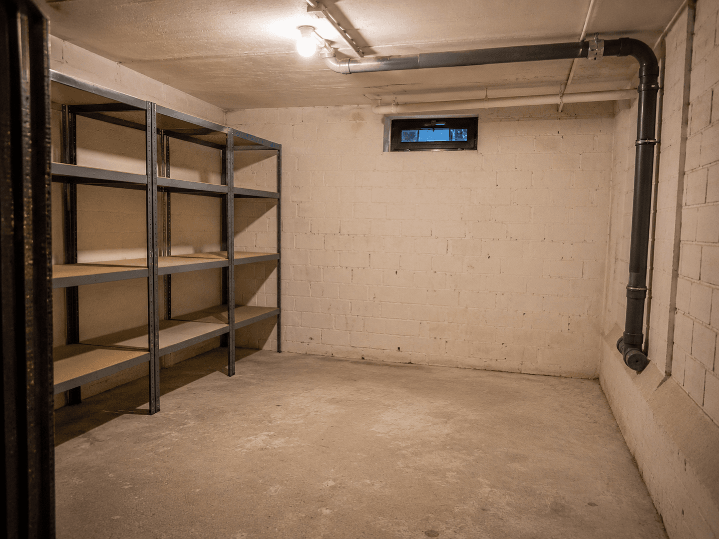 Pronájem nebytového prostoru 18 m², Rudolf Diesel Str 1, Mainz, Porýní-Falc Pronájem nebytového prostoru 18 m², Rudolf Diesel Str 1, Mainz, Porýní-Falc