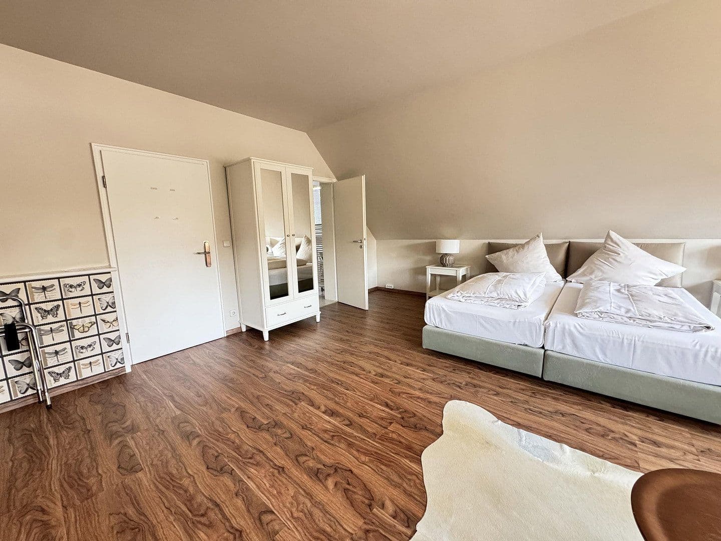 Pronájem bytu 1+1 40 m², Dombach-Sander-Straße 72, Bergisch Gladbach, Severní Porýní-Vestfálsko Pronájem bytu 1+1 40 m², Dombach-Sander-Straße 72, Bergisch Gladbach, Severní Porýní-Vestfálsko