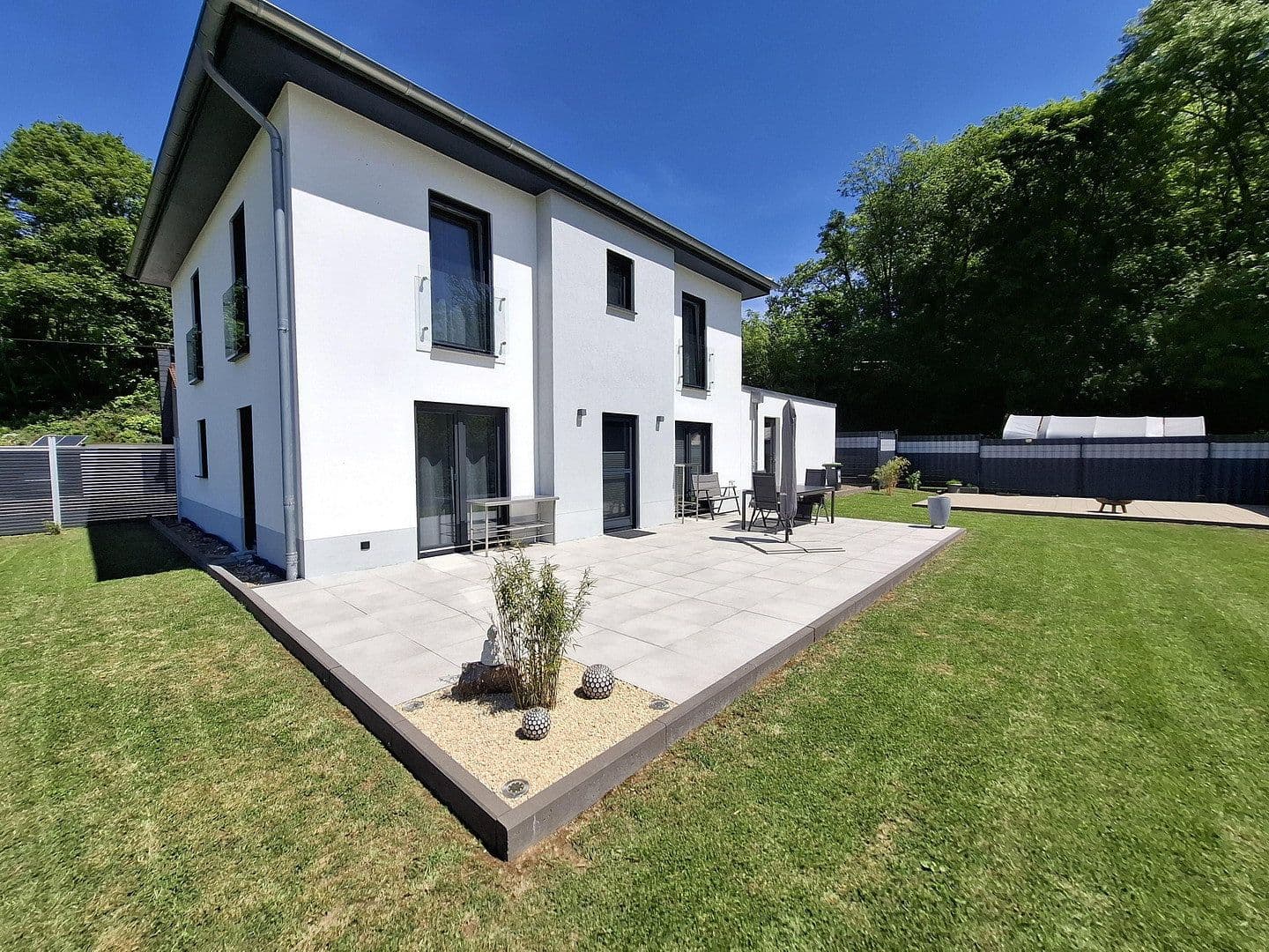 Prodej domu 145 m², pozemek 1.400 m², Nonnweiler, Země Sársko Prodej domu 145 m², pozemek 1.400 m², Nonnweiler, Země Sársko